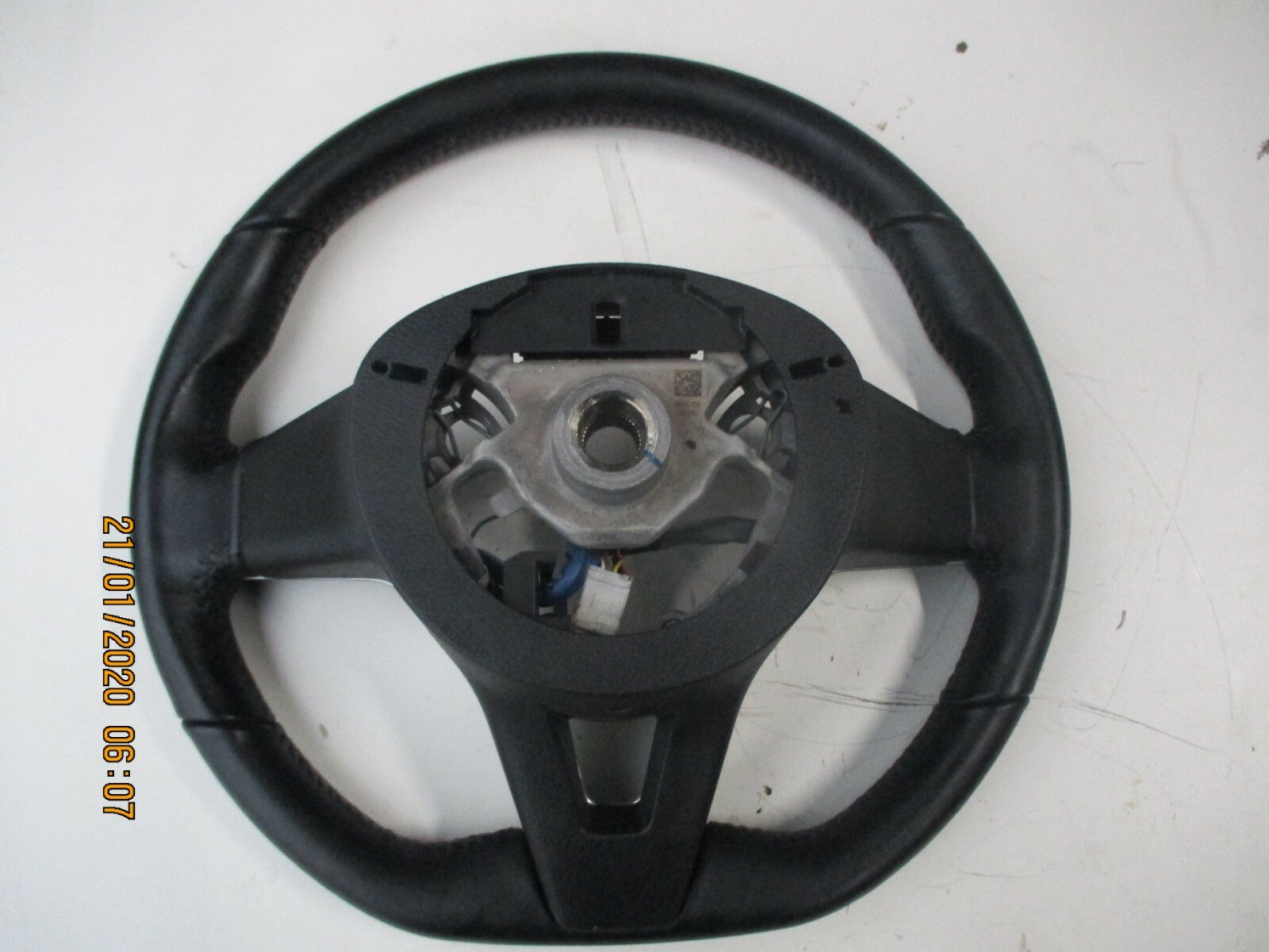 NISSAN QASHQAI 2018 LEATHER MULTI FUNCTION FLAT BOTTOM STEERING WHEEL 34257522B