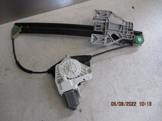 AUDI A4 2011 B8 NSR PASSENGER SIDE REAR WINDOW MOTOR REGULATOR