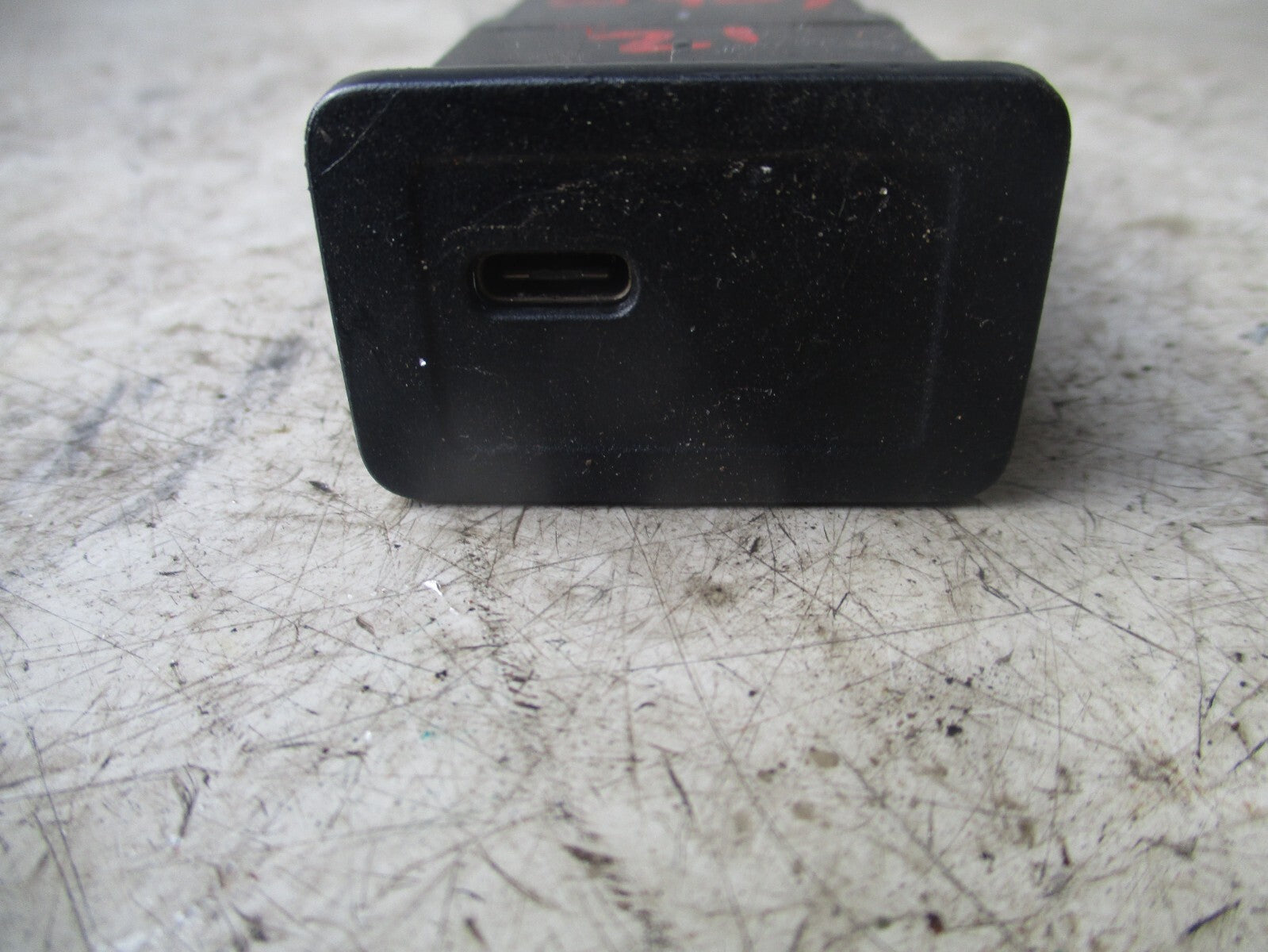 2021 MERCEDES SPRINTER W907 USB MULTIMEDIA PORT SOCKET A2478207802