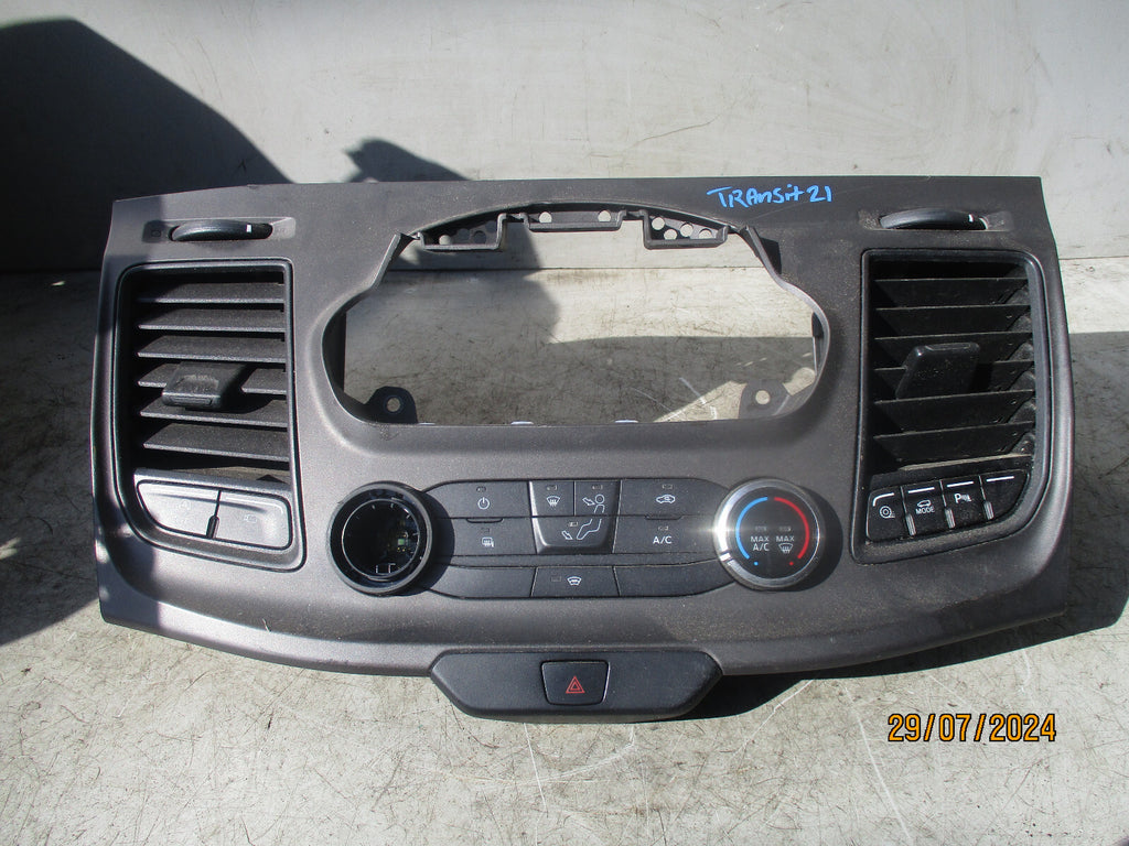 2021 FORD TRANSIT MK8 CUSTOM CLIMATE CONTROL SWITCH PANEL TRIM JK2118835BDW