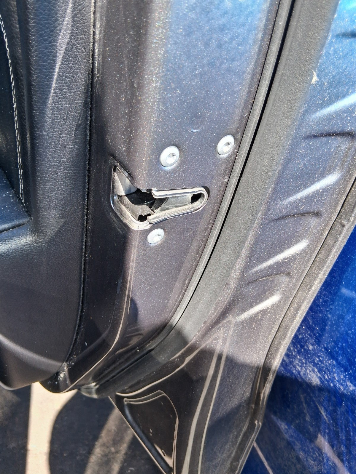 2019 MERCEDES BENZ GLA 180 X156 OSF DRIVER SIDE FRONT DOOR LOCK MECHANISM