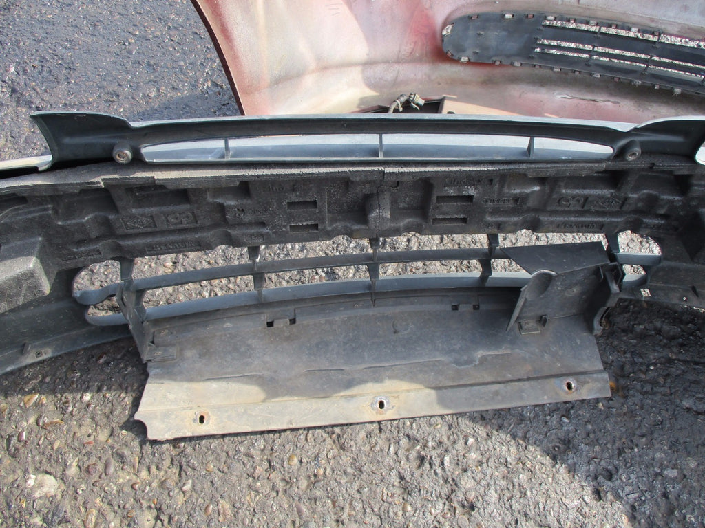 RENAULT KANGOO MK1 PH1 2000 COMPLETE PLASTIC FRONT BUMPER BLACK