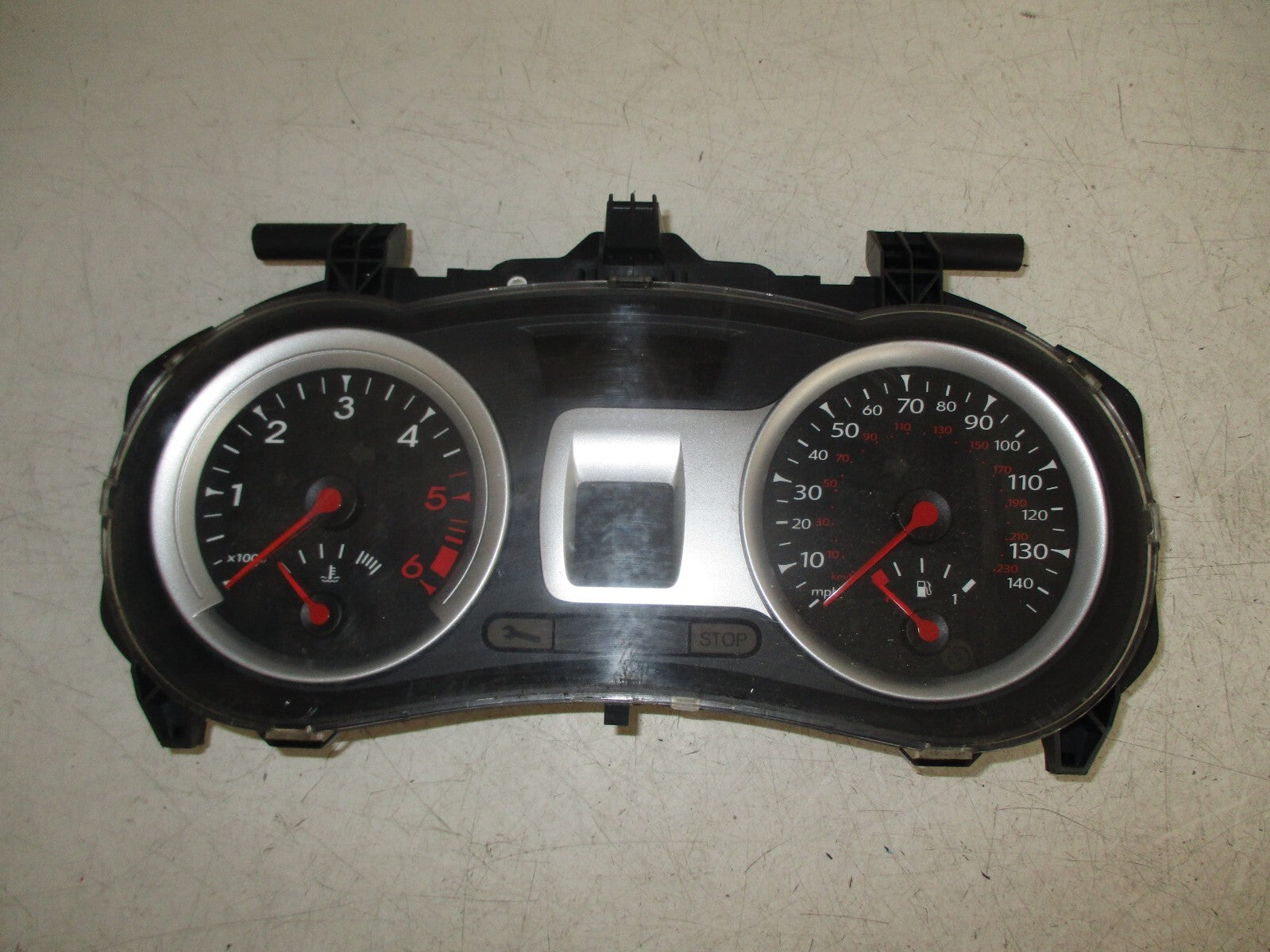 RENAULT CLIO MK3 2010 1.5 DCI SPEEDO SPEEDOMETER INSTRUMENT CLUSTER 8200821002