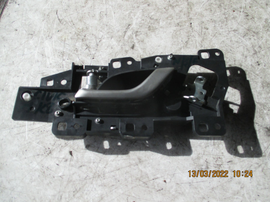 HONDA CIVIC MK8 2005-2011 NSF FRONT PASSENGER SIDE INTERIOR HANDLE