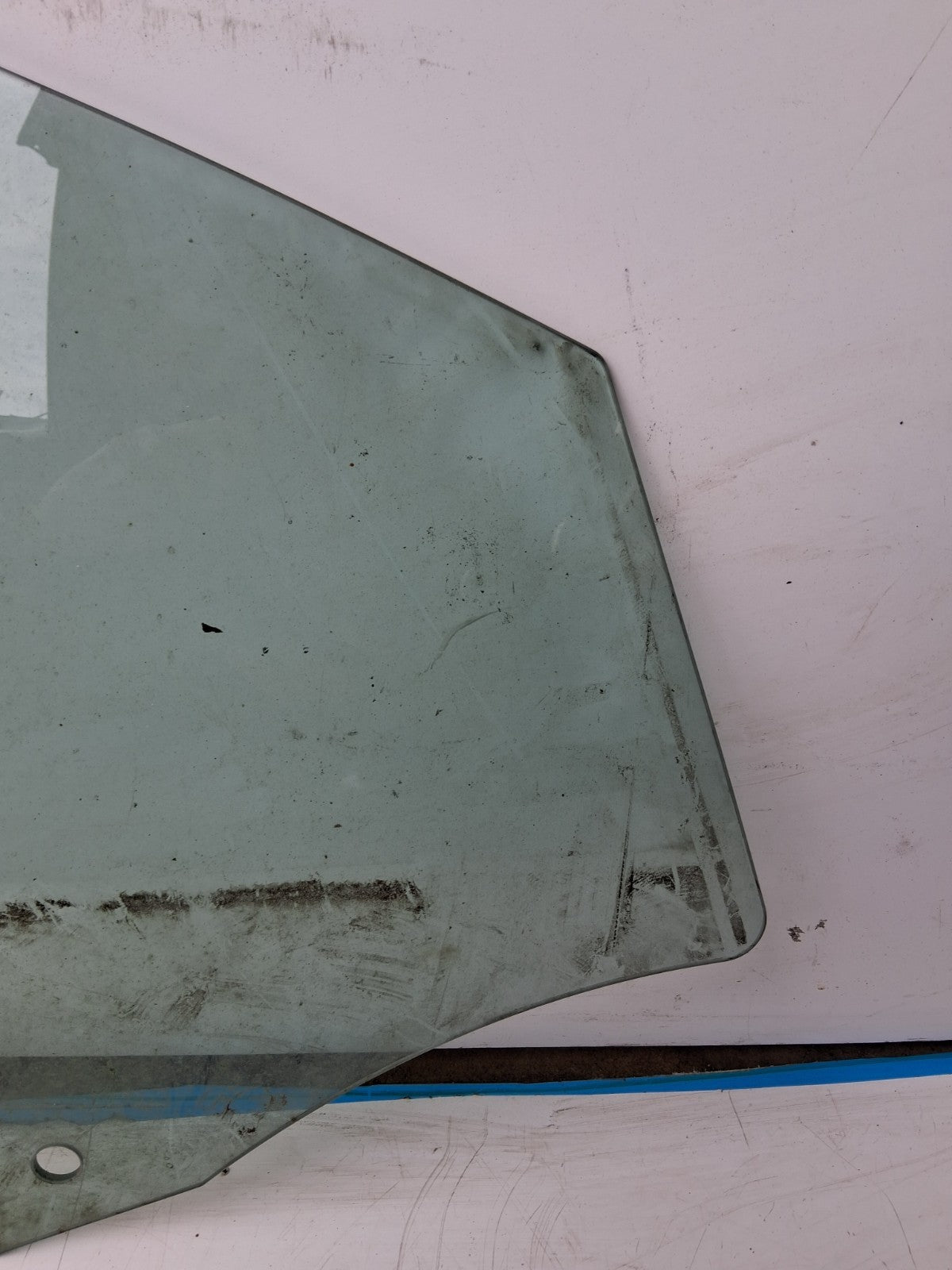 2016 VOLVO V40 R DESIGN OSF DRIVER SIDE FRONT WINDOW GLASS