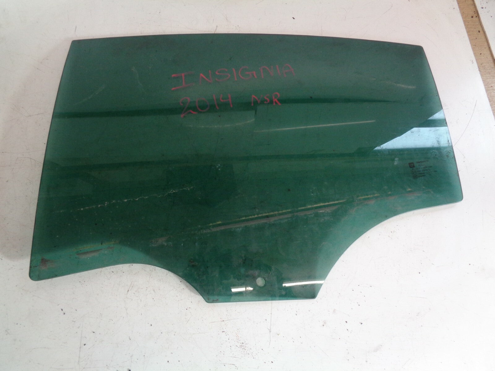 VAUXHALL INSIGNIA 2014 NSR PASSENGER SIDE REAR DOOR WINDOW GLASS
