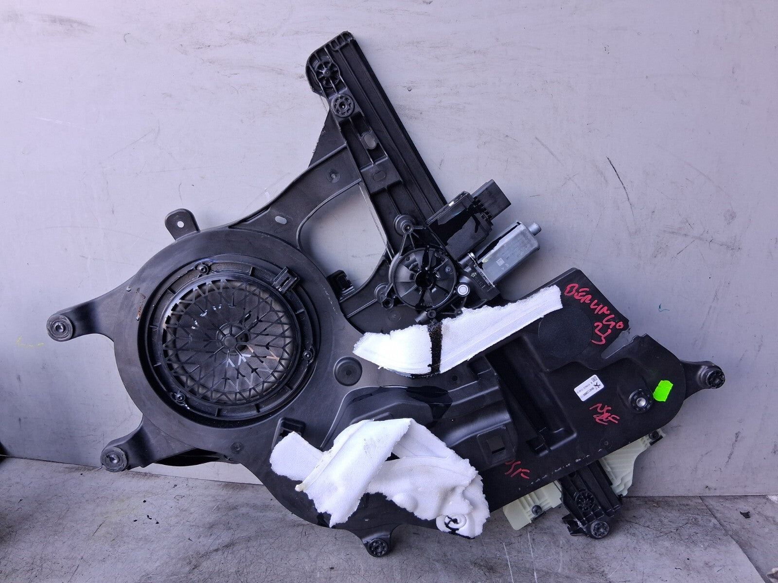 2023 CITROEN BERLINGO MK3 NSF PASSENGER SIDE WINDOW MOTOR REGULATOR  9840175880