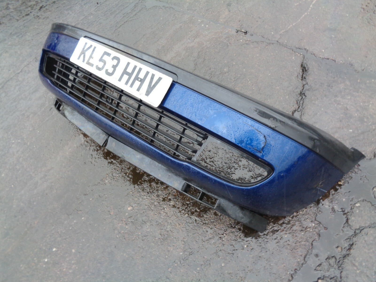VAUXHALL ZAFIRA 2003 2.0 DIESEL FRONT COMPLETE BUMPER BLUE