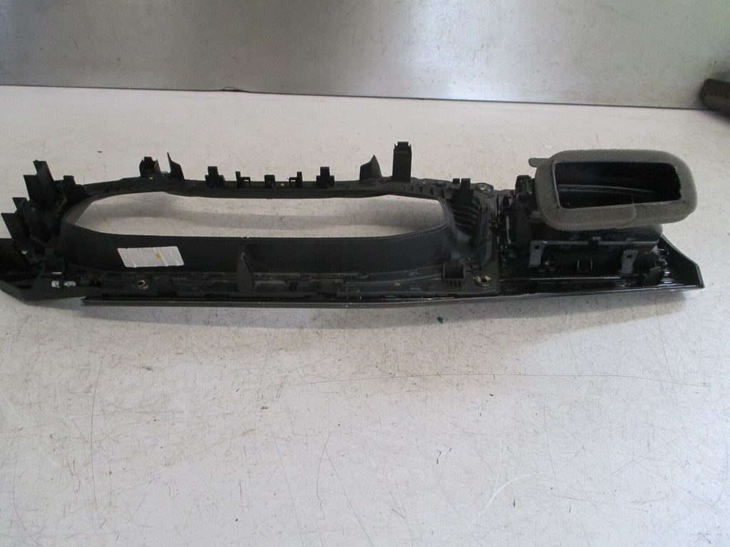 2019 VOLKSWAGEN POLO DASHBOARD SPEEDO SURROUND TRIM WITH AIR VENT 2G2819704