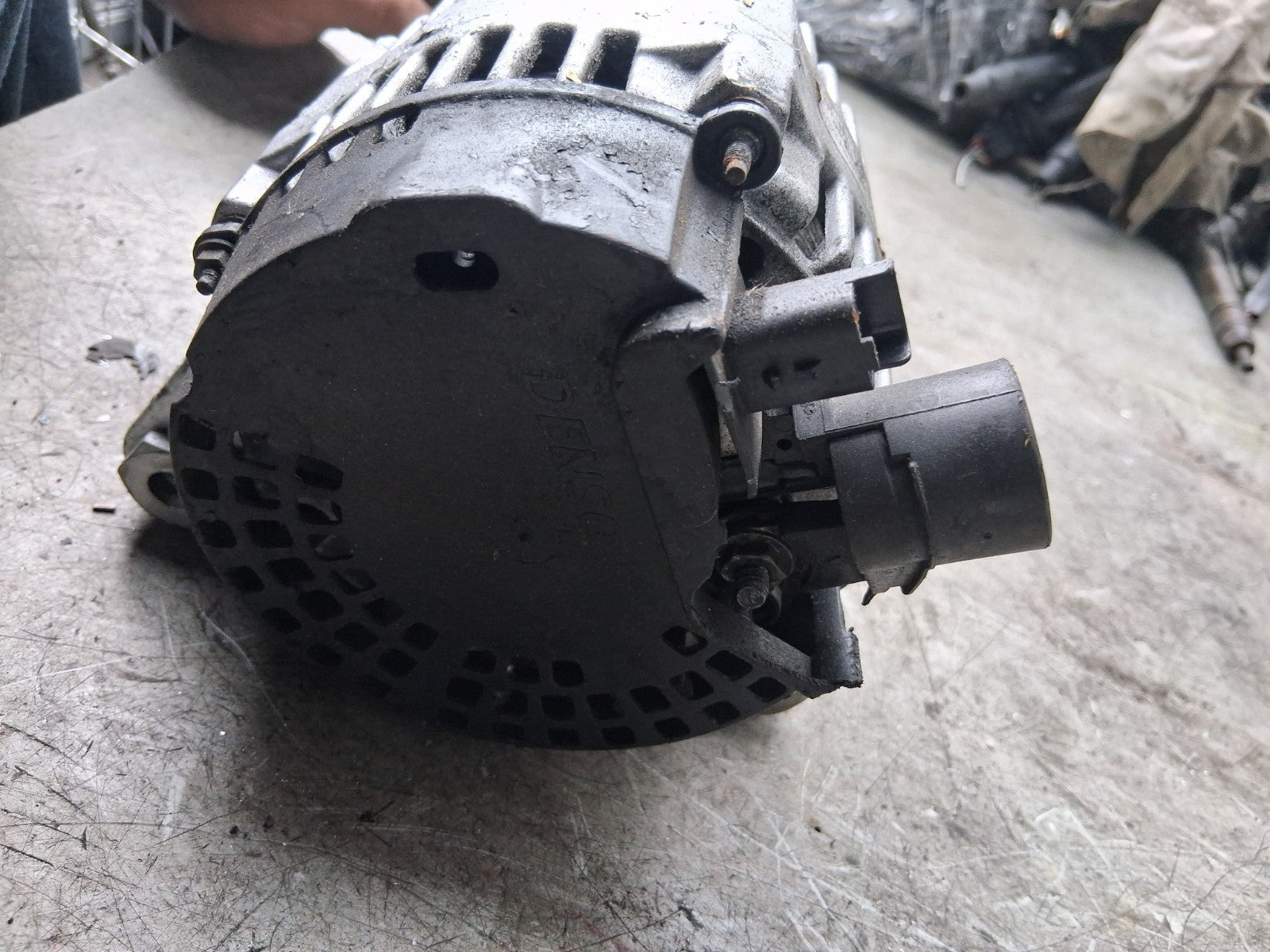 2012 PEUGEOT 208 1.2 PETROL ALTERNATOR 9688237380
