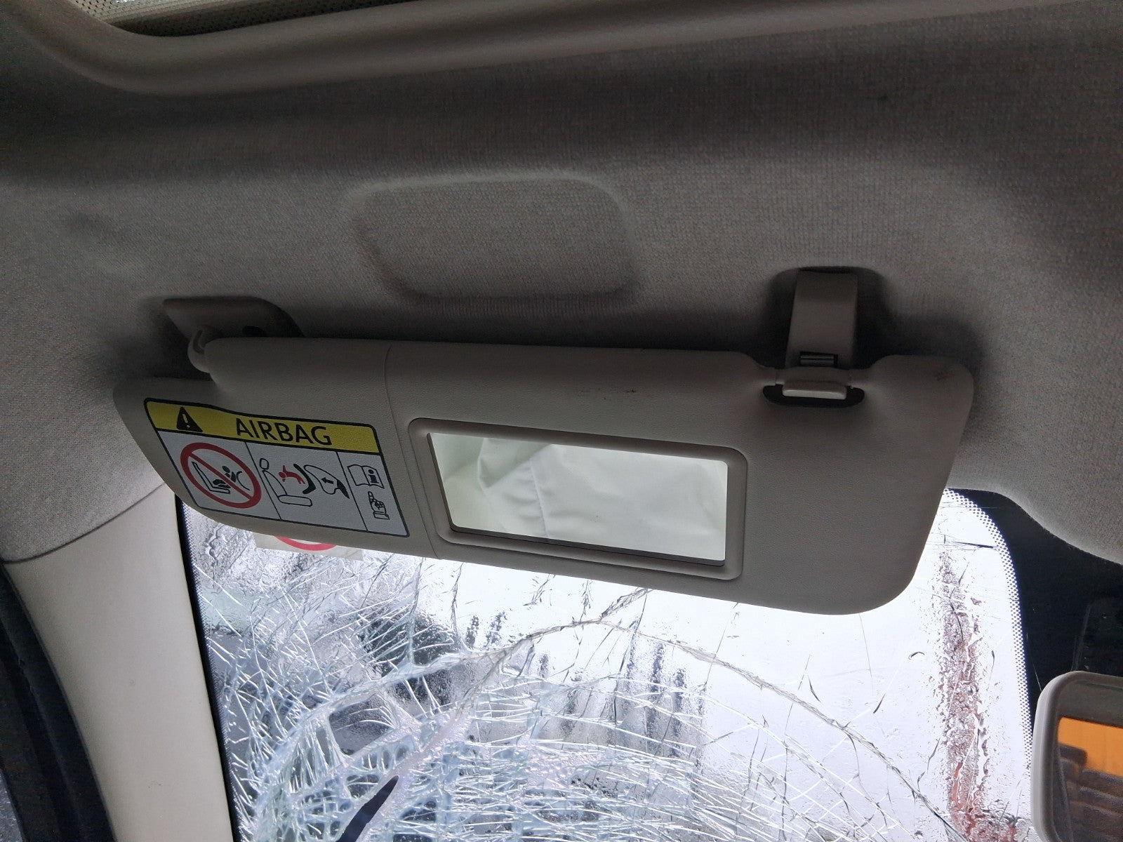 2023 FIAT 500 MHEV NSF PASSENGER SIDE FRONT LEFT SUN VISOR SHADE