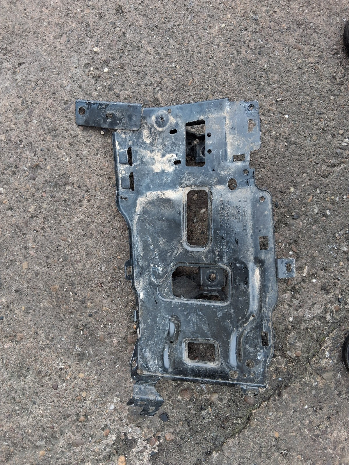 2023 CITROEN BERLINGO MK3 BATTERY TRAY 981528858000