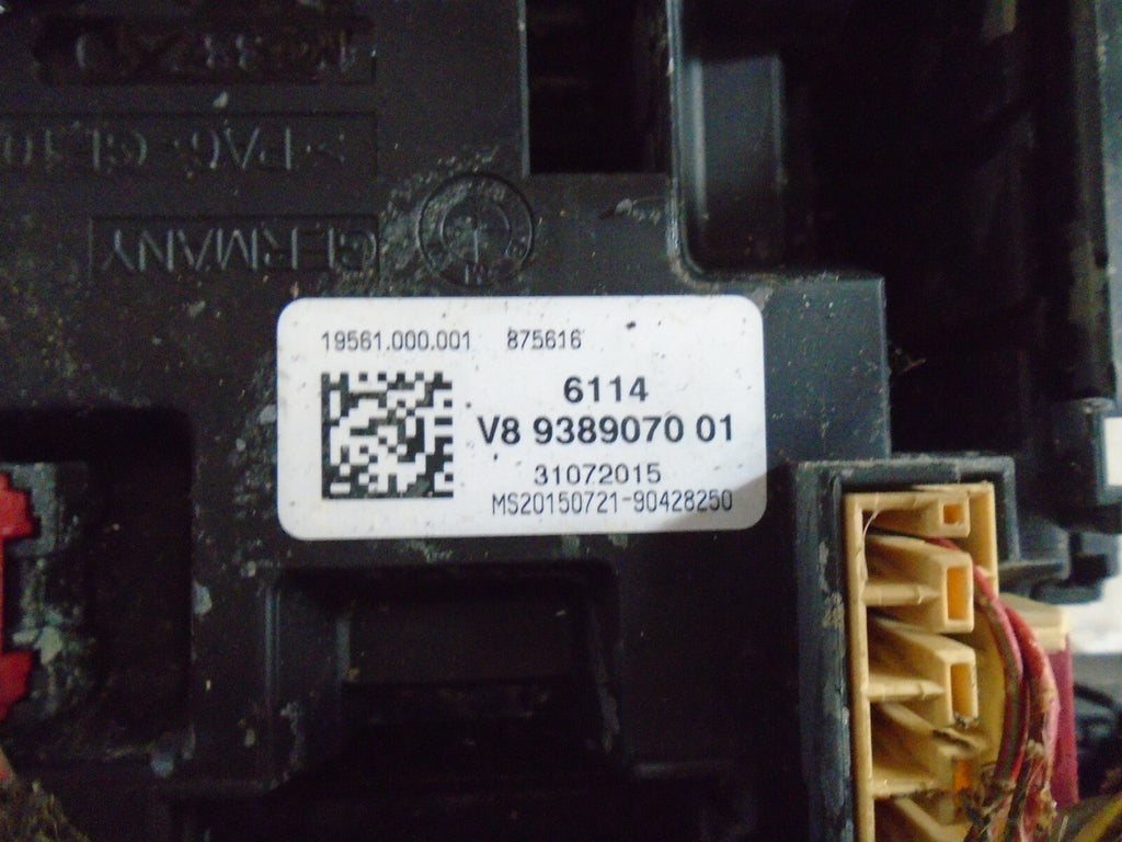 BMW 1 SERIES 2015 F20 F21 FUSE BOX 938907001