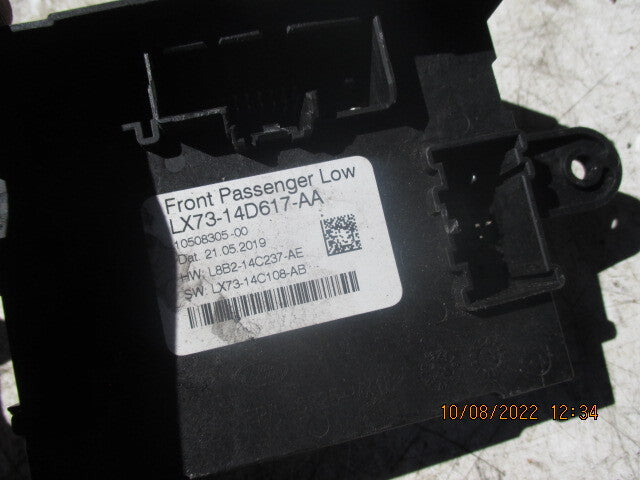 2019 JAGUAR XE NSF PASSENGER SIDE FRONT DOOR CONTROL MODULE lx7314d617aa