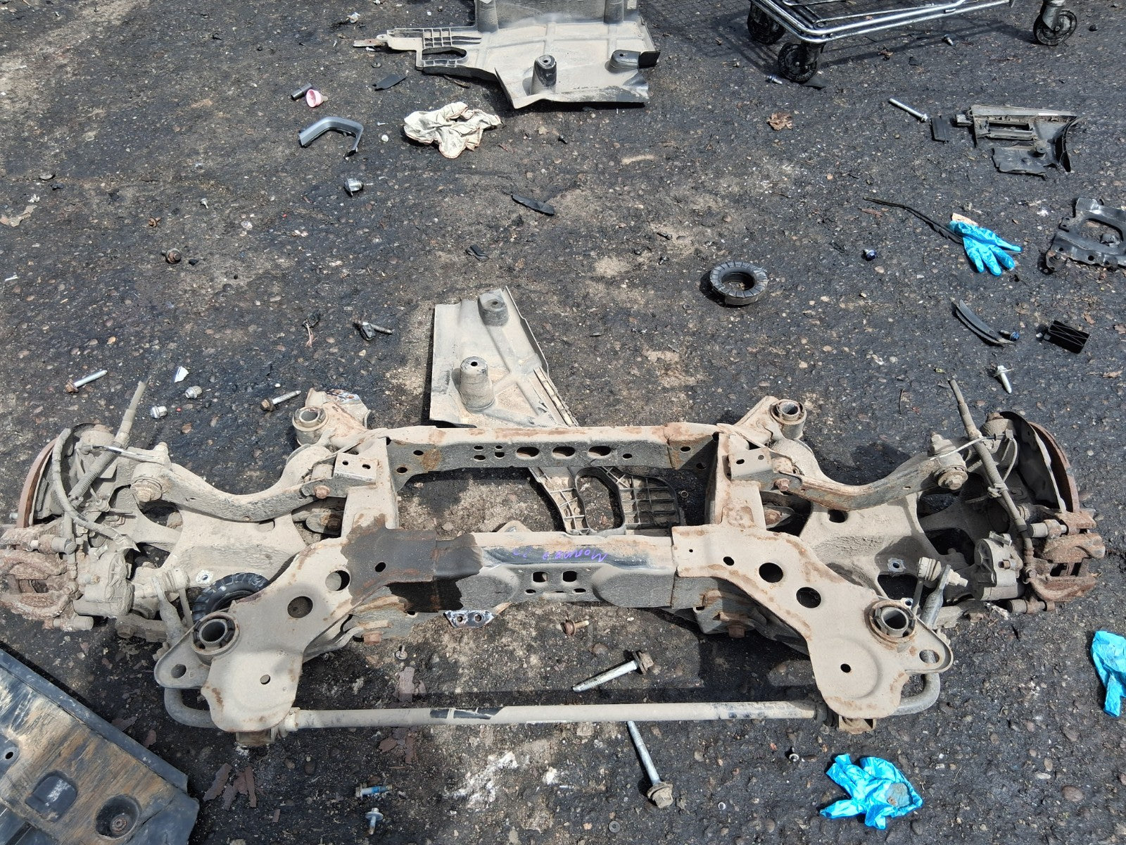 2017 FORD MONDEO MK5 HATCHBACK REAR COMPLETE AXLE DISCS TYPE ASSEMBLY