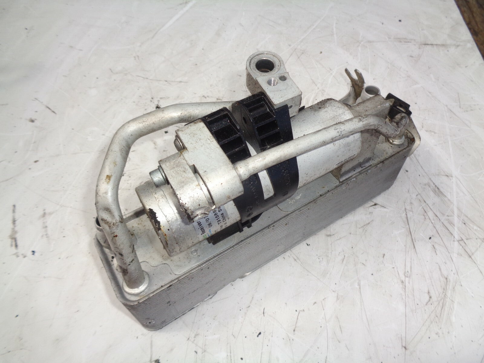 BMW 1 SERIES F20 2019 LCI FACELIFT PETROL OIL COOLER t915885/b