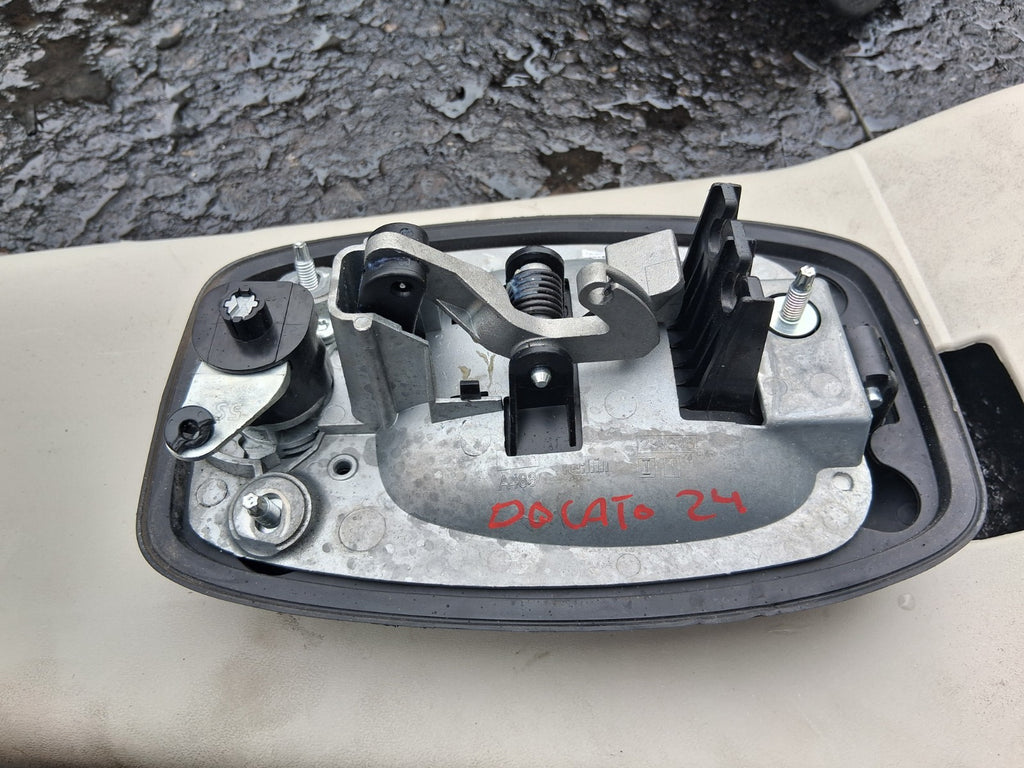 2024 FIAT DUCATO MK3 FACELIFT OSF DRIVER SIDE FRONT EXTERIOR DOOR HANDLE 233346
