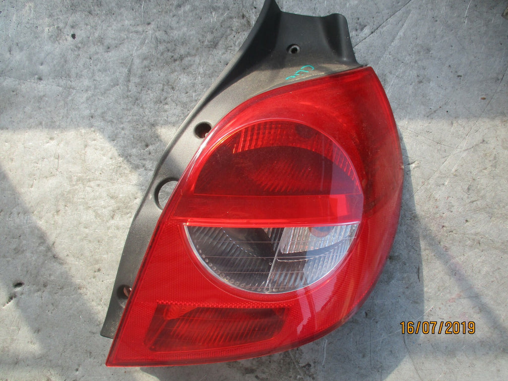 RENAULT CLIO MK3 OSR DRIVER SIDE REAR LIGHT 89035080