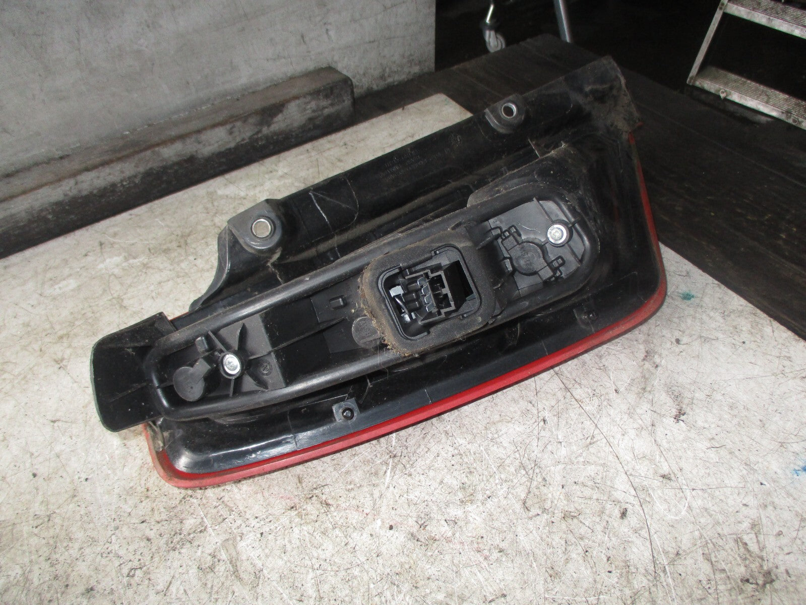 FIAT PUNTO MK3 2009 3 DOOR OSR DRIVER SIDE REAR TAIL LIGHT