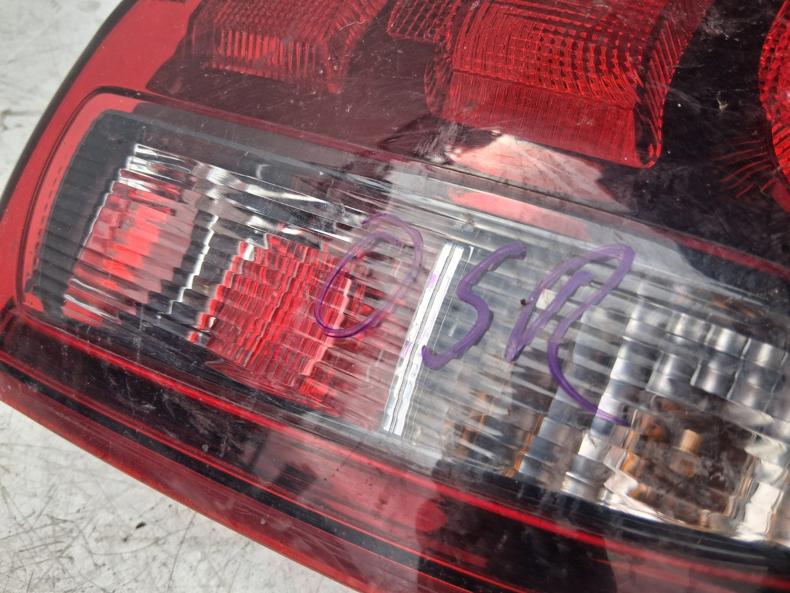 2016 PEUGEOT 108 CITROEN C1 OSR DRIVER SIDE REAR RIGHT TAIL LIGHT LAMP
