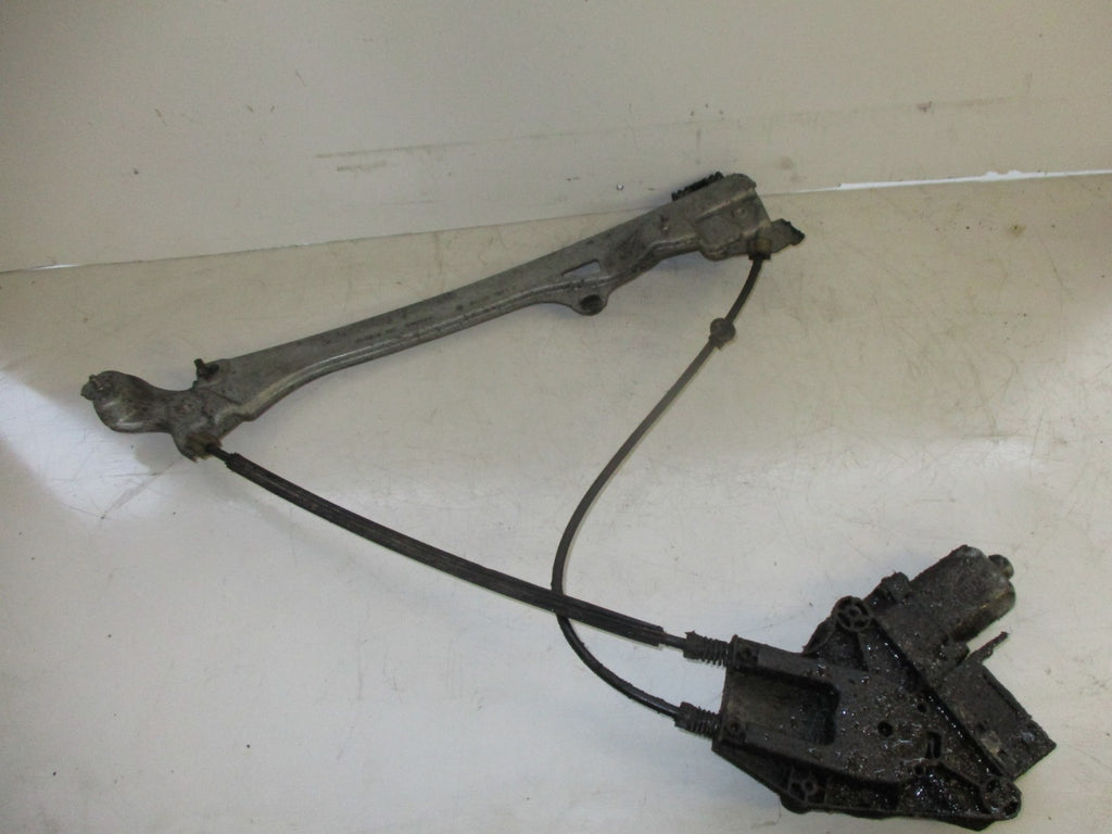 RENAULT LAGUNA MK3 OSR DRIVERS SIDE REAR ELECTRIC WINDOW MOTOR 827000001R