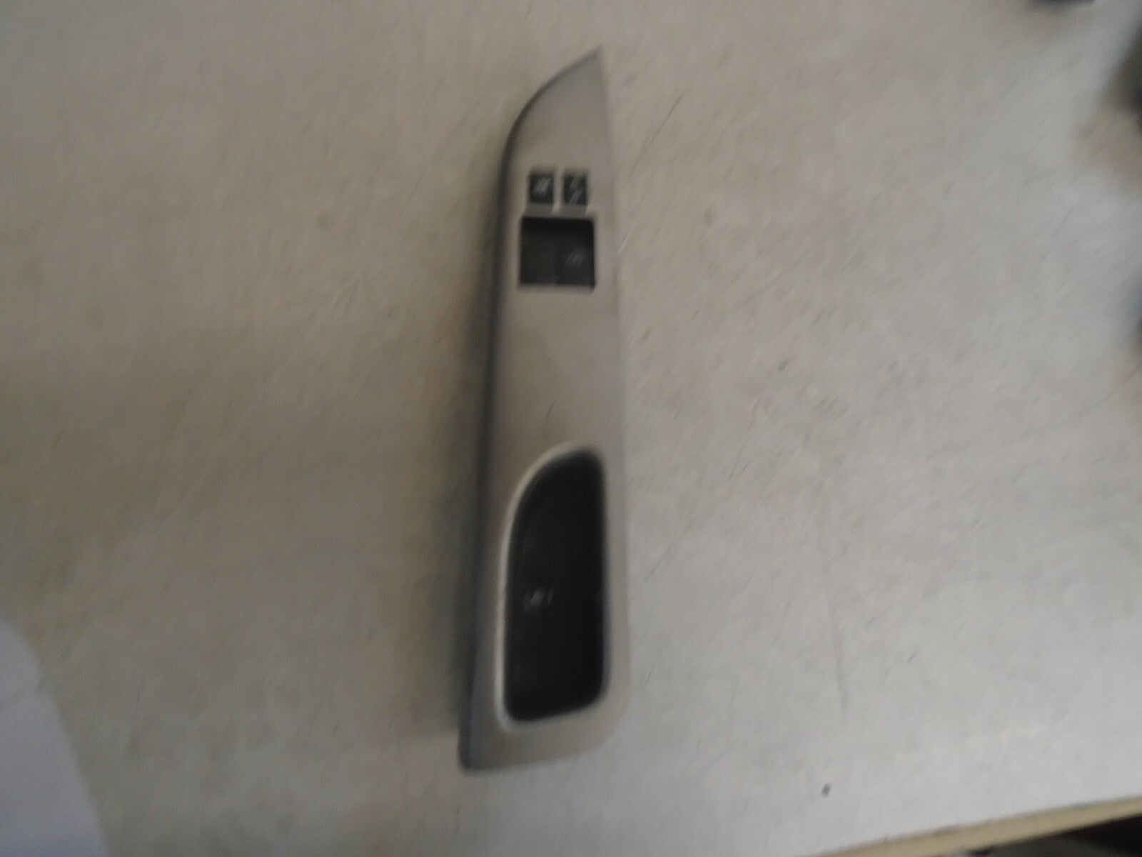 NISSAN MICRA 2016 MK4 OSF FRONT DRIVER SIDE WINDOW SWTCH