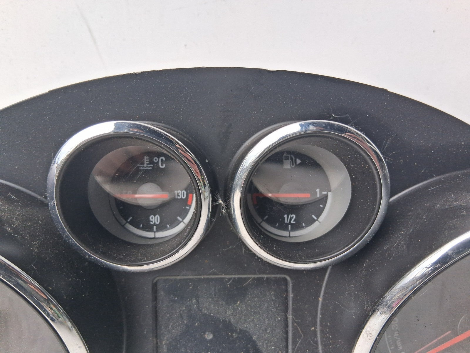 2013 VAUXHALL ASTRA J SPEEDOMETER SPEEDO INSTRUMENT CLUSTER 769317420