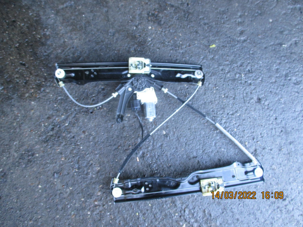 JAGUAR XE 2019 NSF PASSENGER SIDE FRONT WINDOW REGULATOR MOTOR LX73-23201-AA
