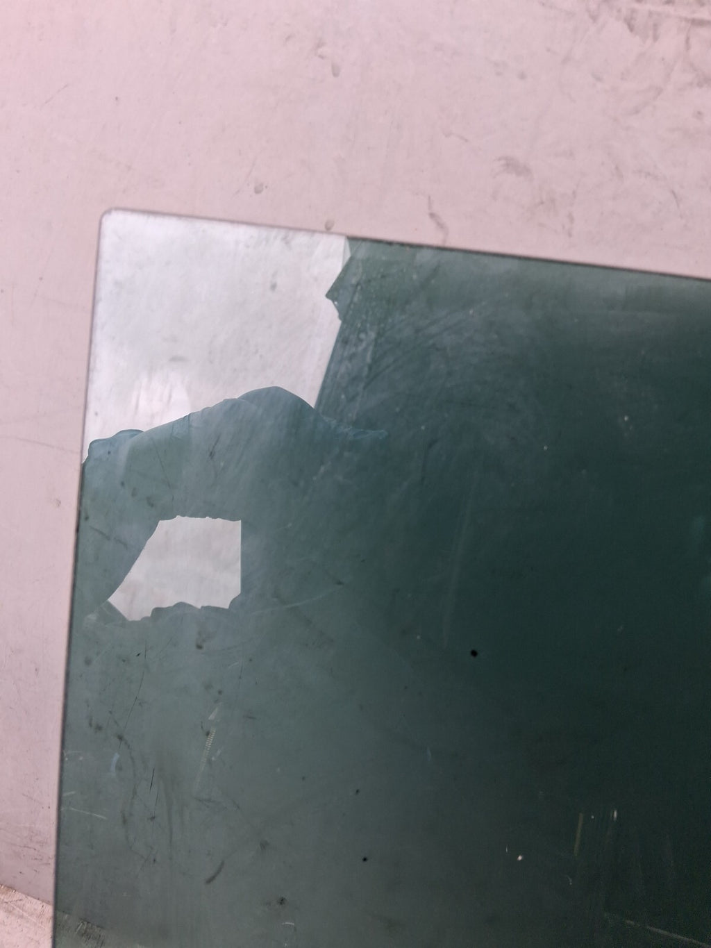 2016 VOLKSWAGEN TIGUAN OSR DRIVER SIDE BACK WINDOW GLASS RIGHT SIDE 43R008600