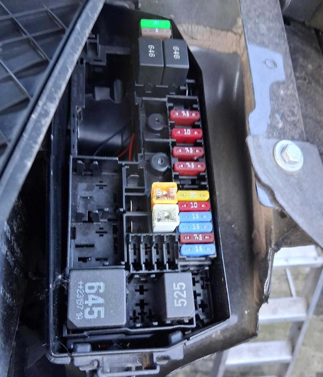 2023 SEAT IBIZA MK5 6F 1.0 PETROL FUSE BOX RELAY BOX