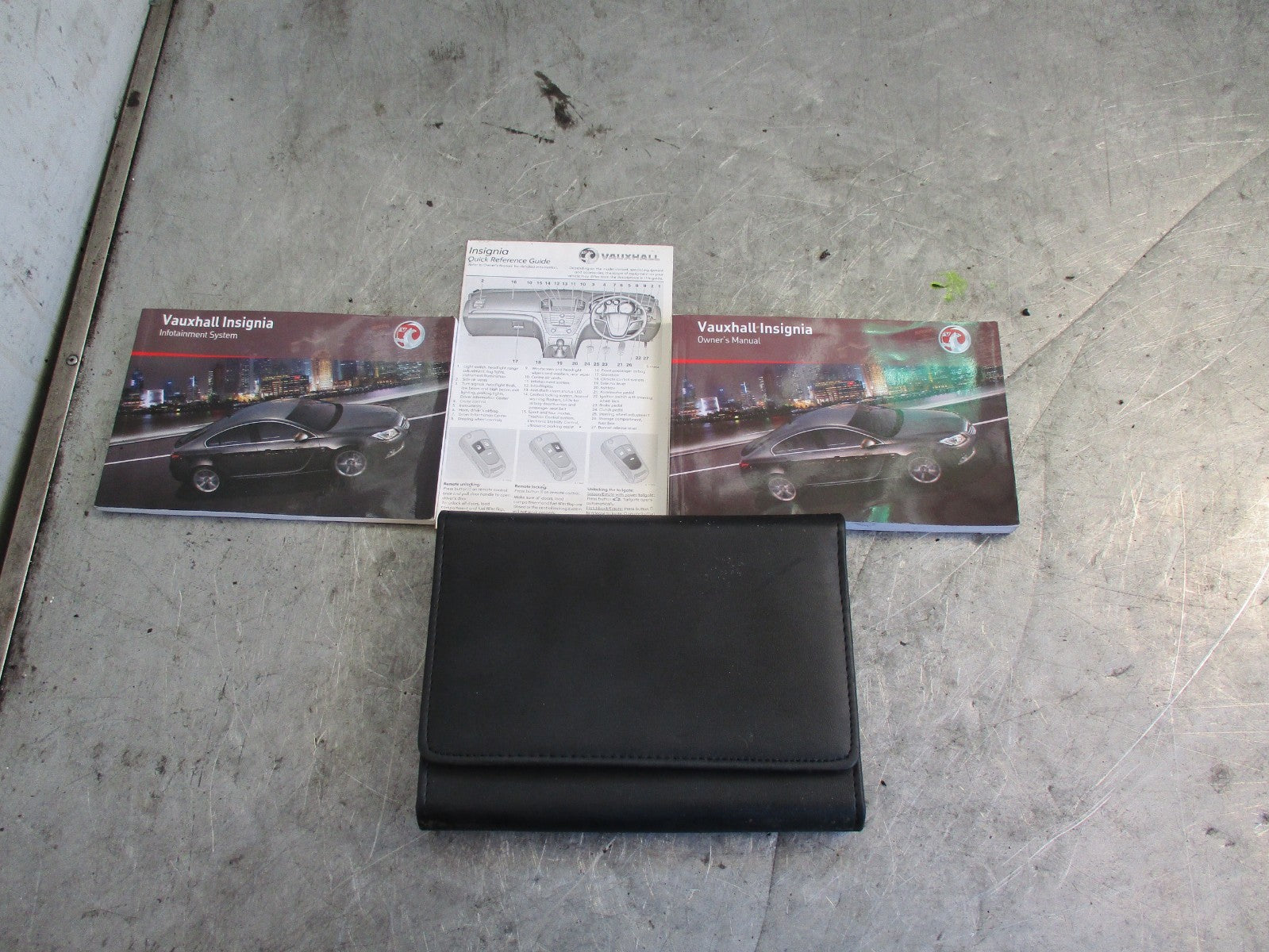 VAUXHALL INSIGNIA 08-13 MK1 PRE FACELIFT OWNER MANUAL BOOKLETS