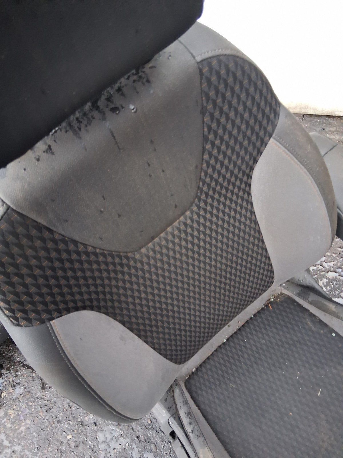 VAUXHALL CROSSLAND X 2018 OS DRIVER SIDE FRONT COMPLETE SEAT FABRIC WITH ARMREST