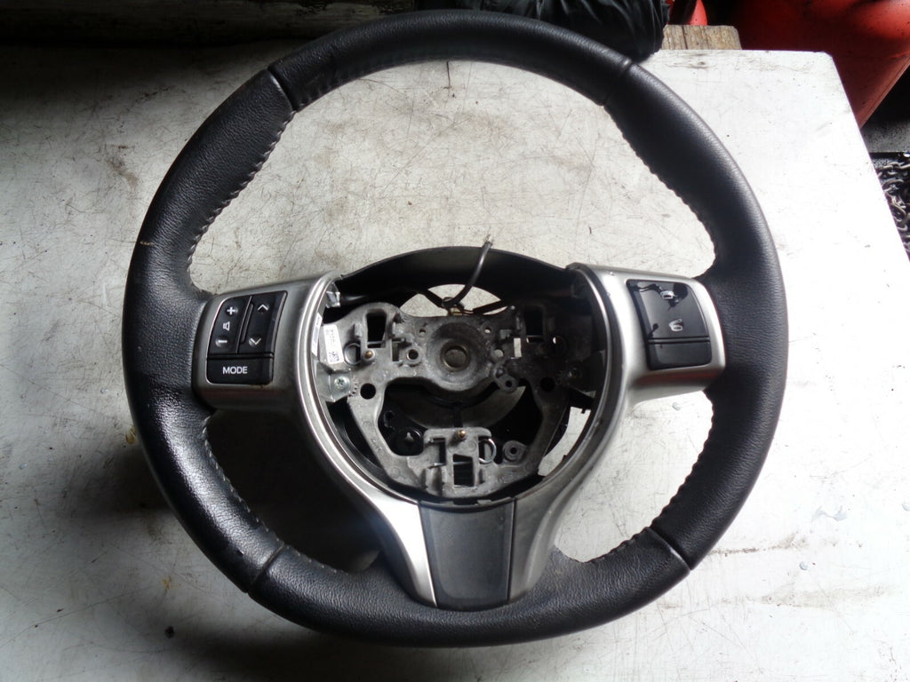 TOYOTA YARIS 2013 MK3 DRIVER STEERING WHEEL WITHOUT AIRBAG 306744199483
