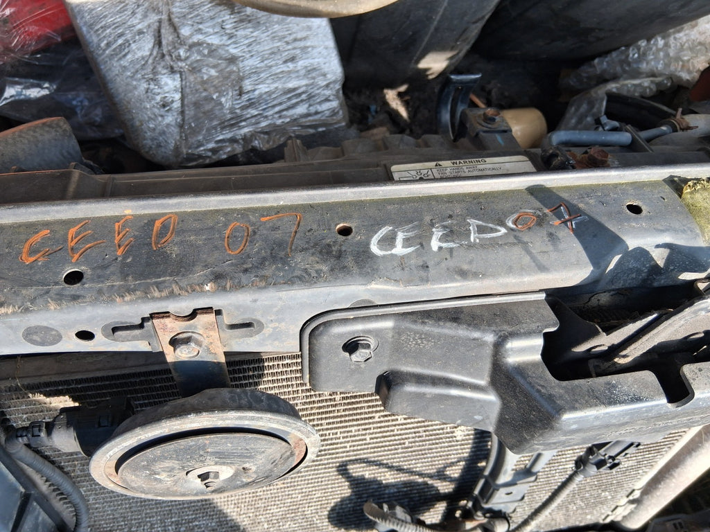 2007 KIA CEED RADIATOR RAD PACK 1.6 DIESEL 253101H600