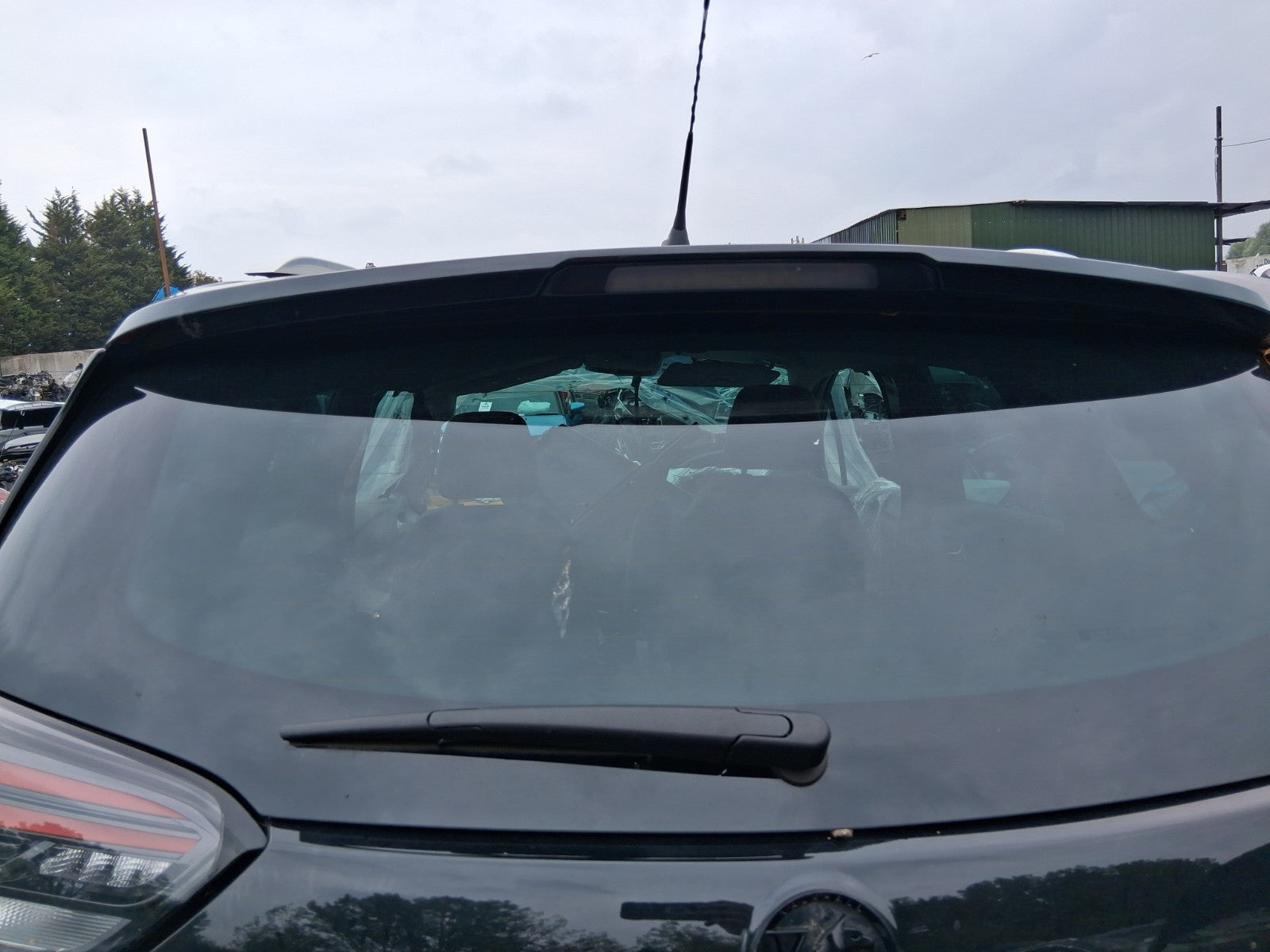 2024 VAUXHALL CROSSLAND BARE TAILGATE BOOTLID DIAMOND BLACK METALLIC 23G