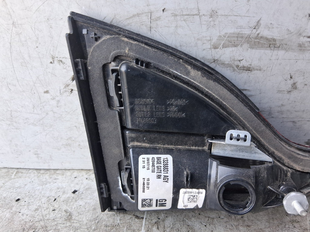 VAUXHALL ZAFIRA C MK3 2016 OSR DRIVER SIDE REAR INNER TAIL LIGHT 13288831
