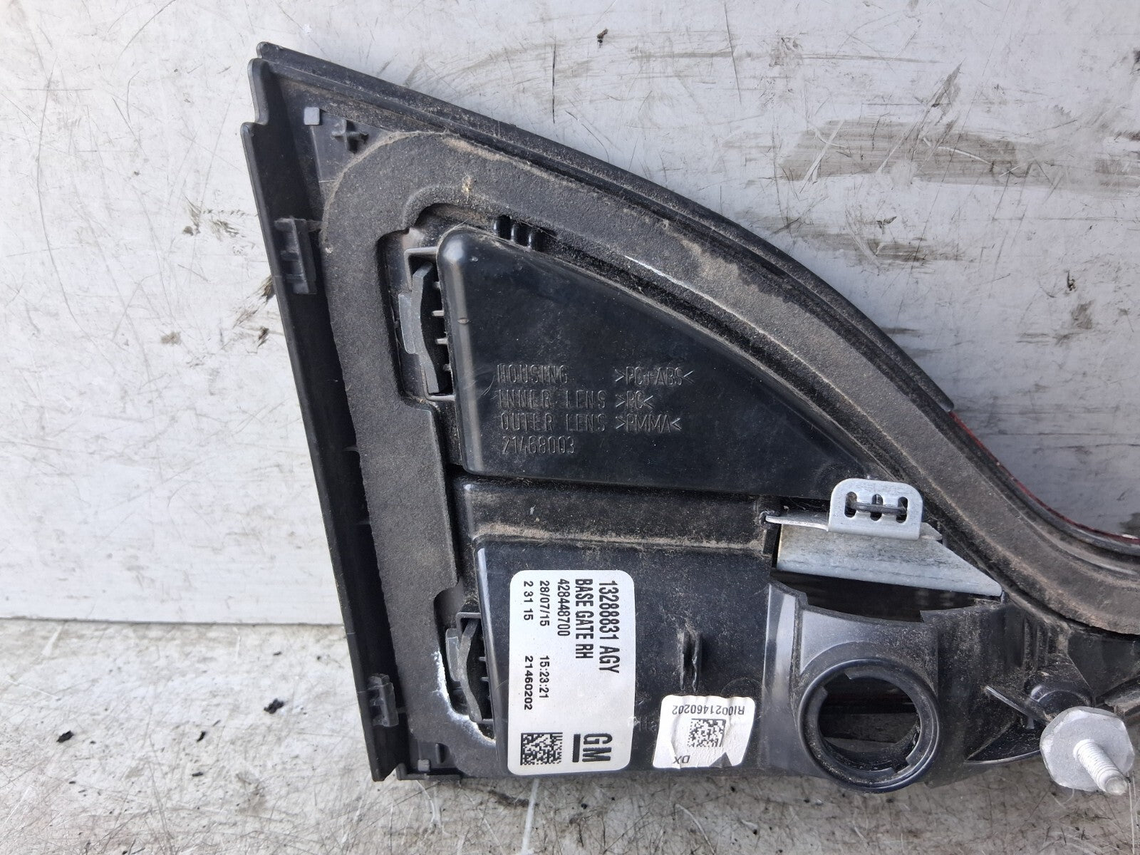 VAUXHALL ZAFIRA C MK3 2016 OSR DRIVER SIDE REAR INNER TAIL LIGHT 13288831