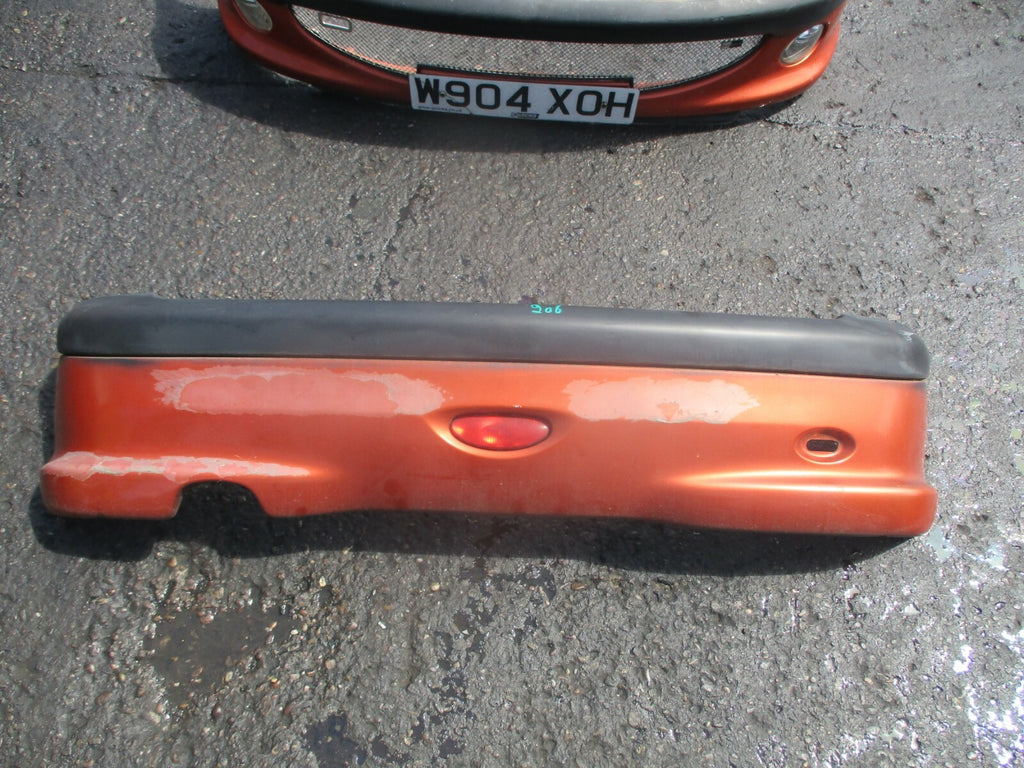 PEUGEOT 206 2007 COMPLETE REAR BACK PLASTIC BUMPER WITH LIGHT IN ORANGE
