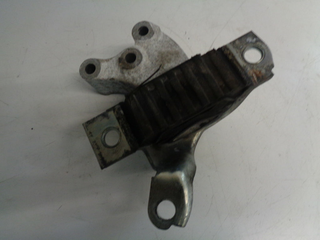 FORD KA MK2 2011 1.2 PETROL ENGINE MOUNT