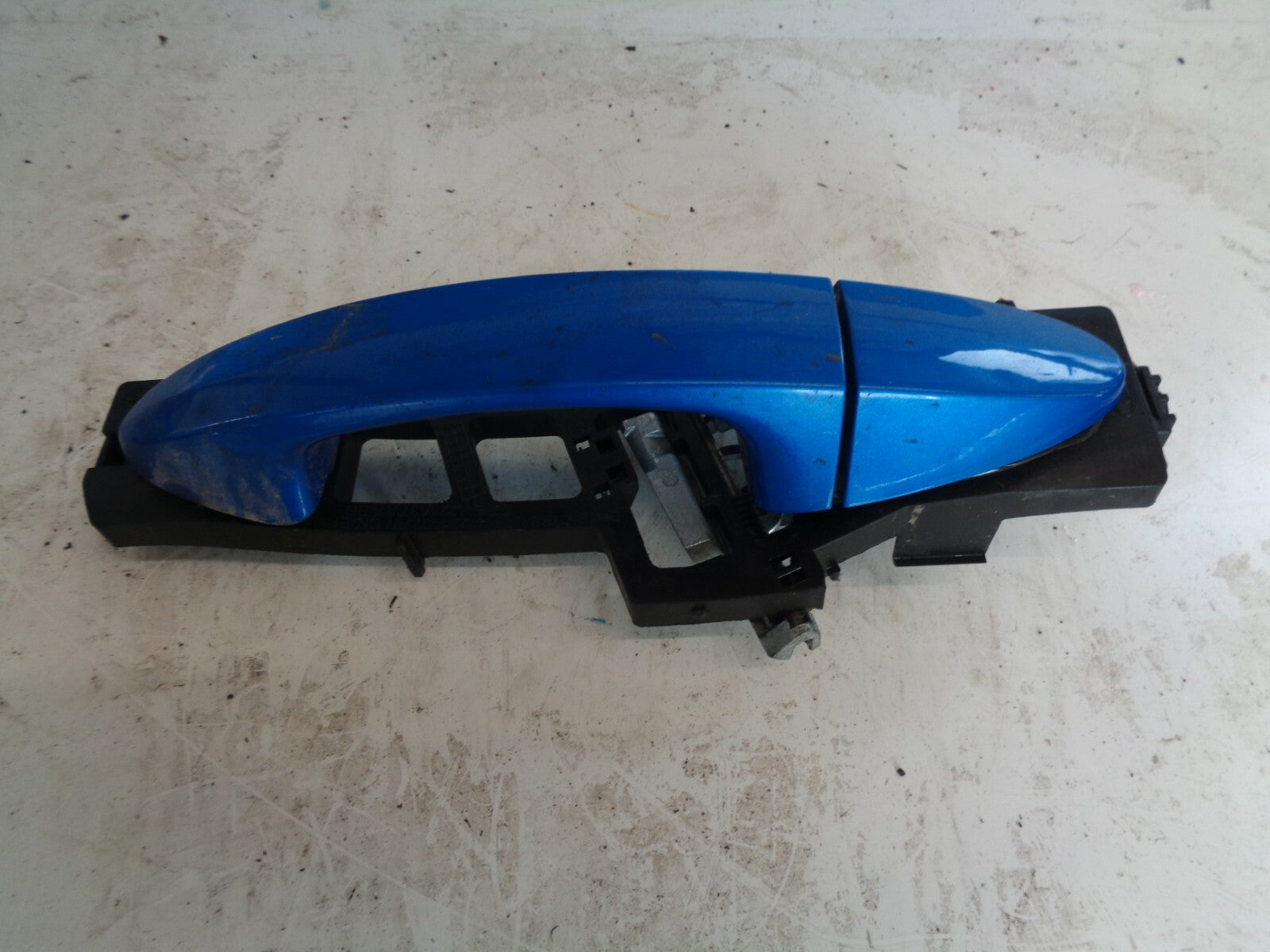 FORD ECOSPORT 2019 5DR NSR PASSENGER SIDE REAR EXTERIOR DOOR HANDLE BLUE