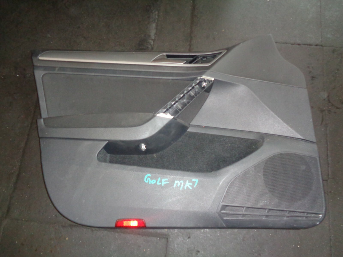 VW VOLKSWAGEN GOLF MK7 2015 5 DOOR FRONT PASSENGER SIDE DOOR CARD