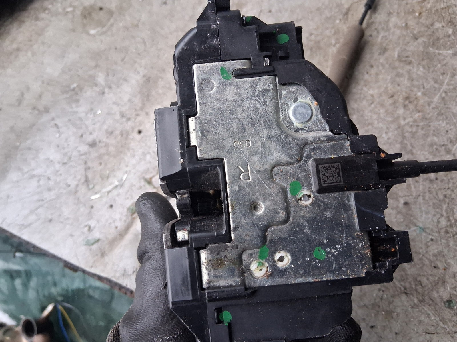 2020 RENAULT MASTER MK3 OSF DRIVER SIDE FRONT DOOR LOCK MECHANISM