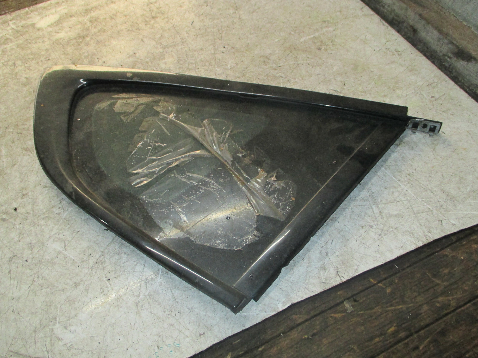 BMW 5 SERIES GT F07 2016 OSR DRIVER SIDE REAR QUARTER WINDOW GLASS